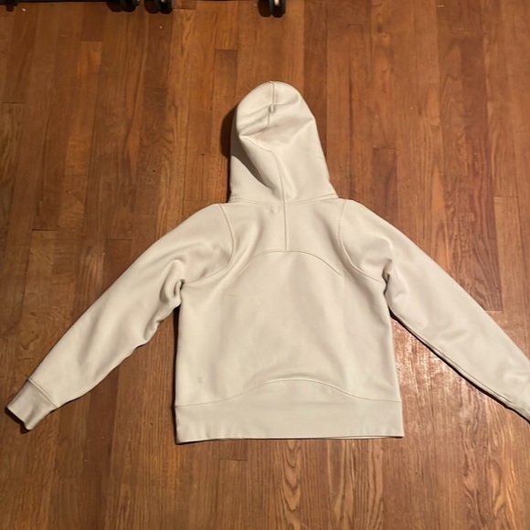 Lululemon loungeful hoodie - Picture 2 of 5